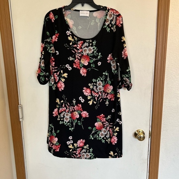 French Grey Stitch Fix Womens Swing Dress Large Black Floral Tab Sleeve Large - Picture 1 of 8